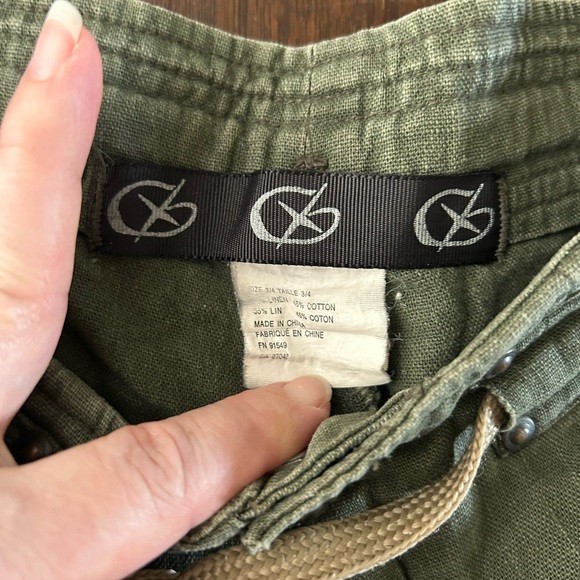 Ladies - Khaki shorts - VINTAGE - Picture 3 of 3